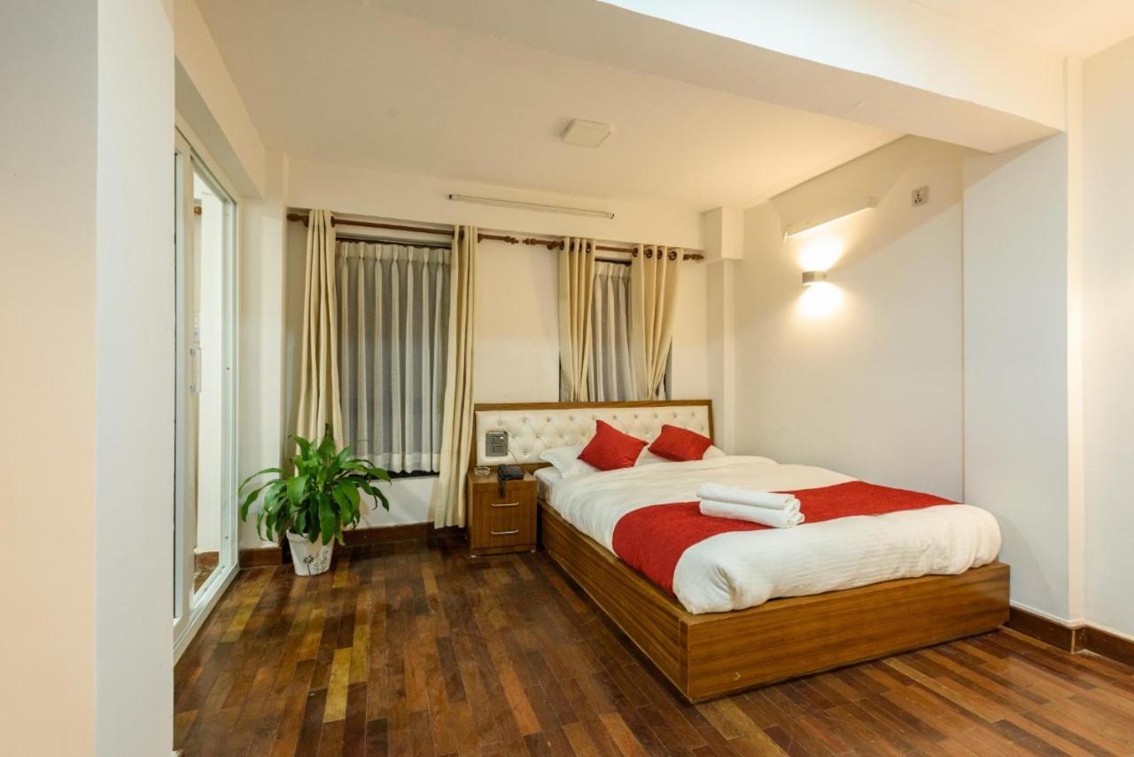 Sichu Chhen Apartamento Lalitpur Exterior foto