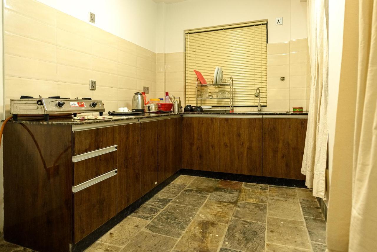 Sichu Chhen Apartamento Lalitpur Exterior foto
