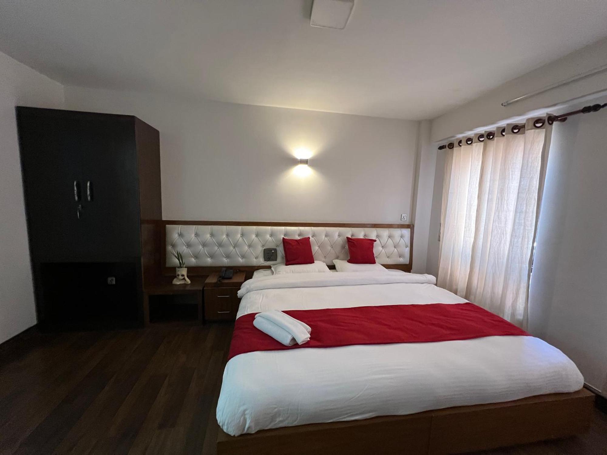 Sichu Chhen Apartamento Lalitpur Exterior foto