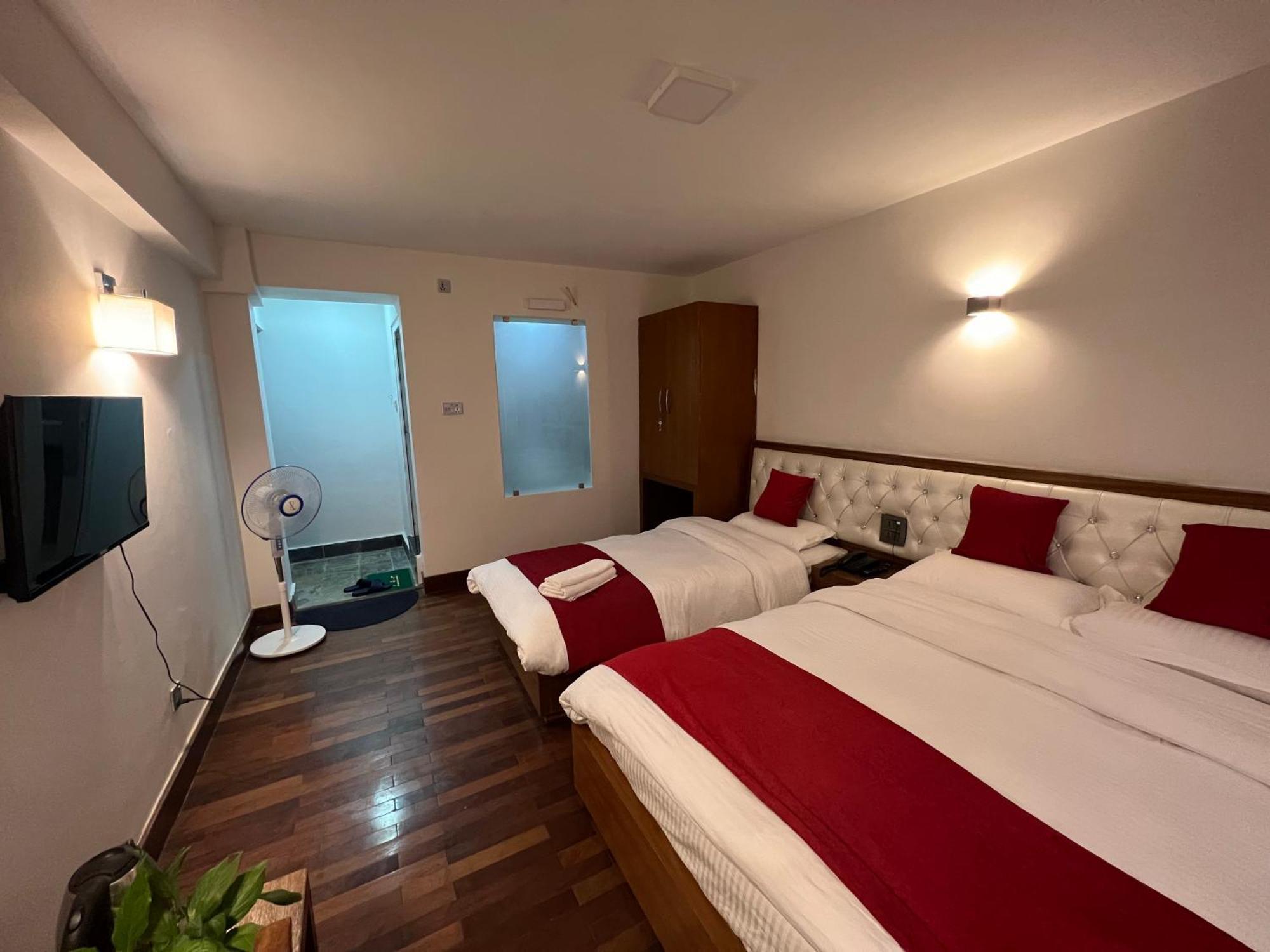 Sichu Chhen Apartamento Lalitpur Exterior foto