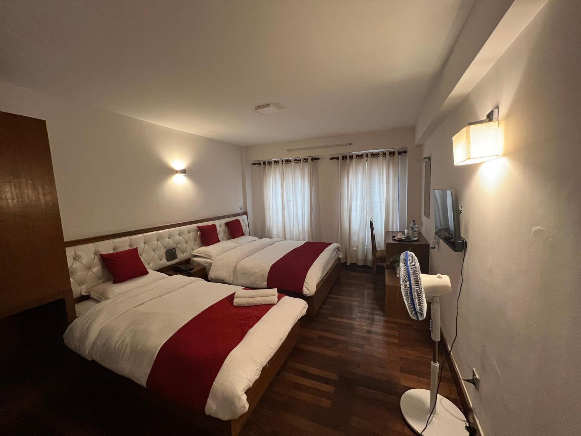 Sichu Chhen Apartamento Lalitpur Exterior foto