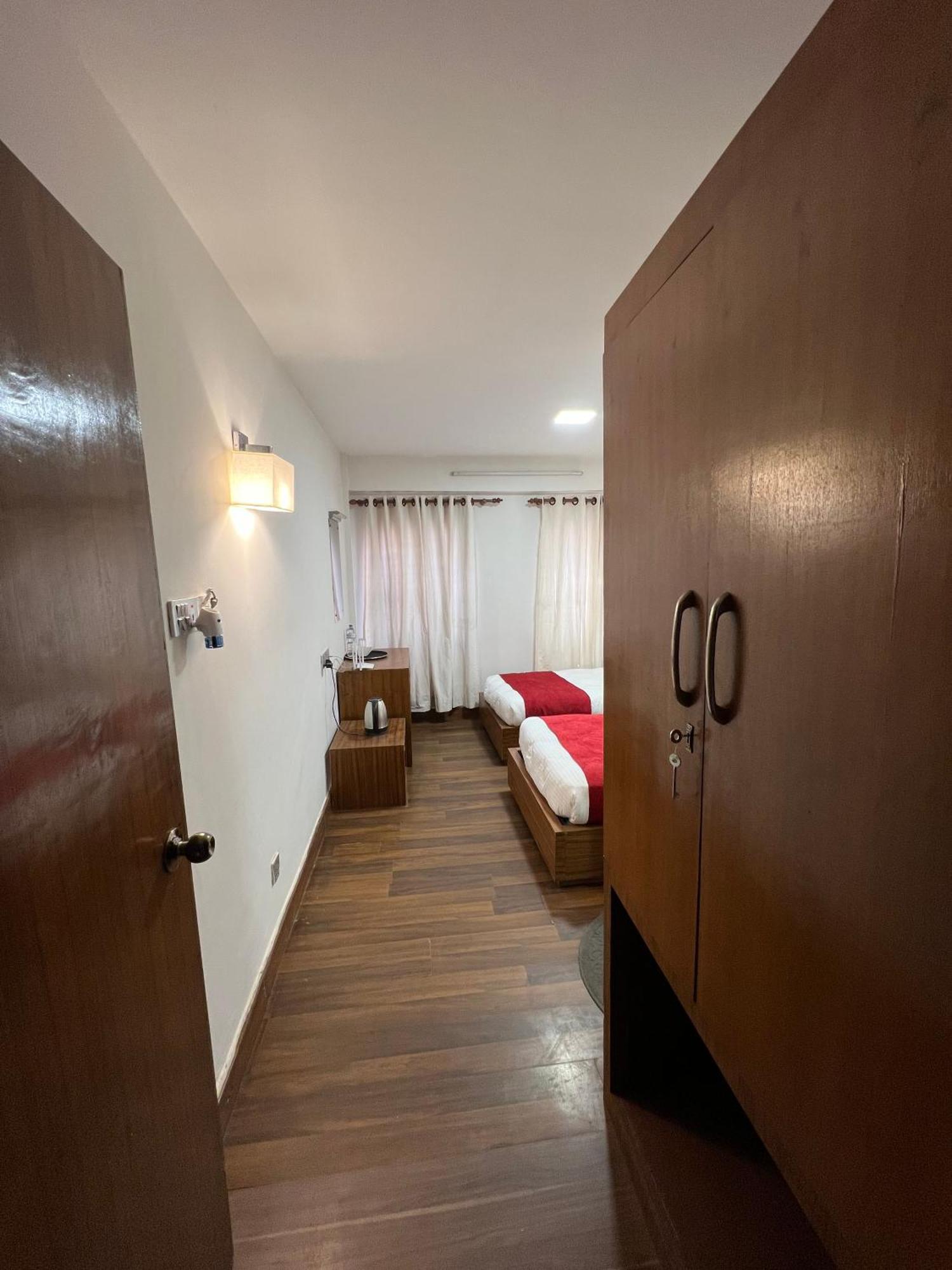 Sichu Chhen Apartamento Lalitpur Exterior foto