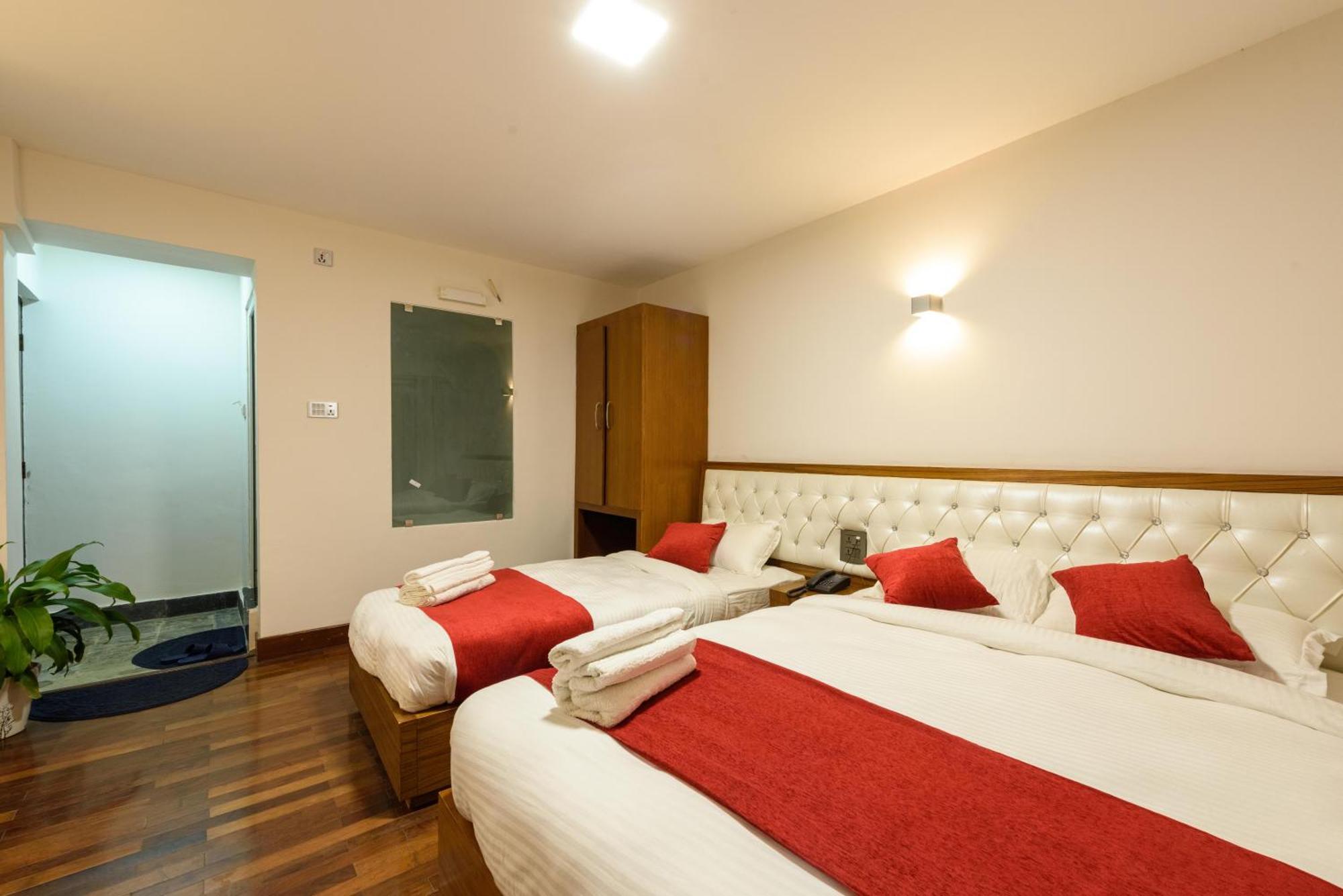 Sichu Chhen Apartamento Lalitpur Exterior foto